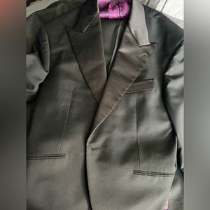 Tuexdo jacket size 42 custom.